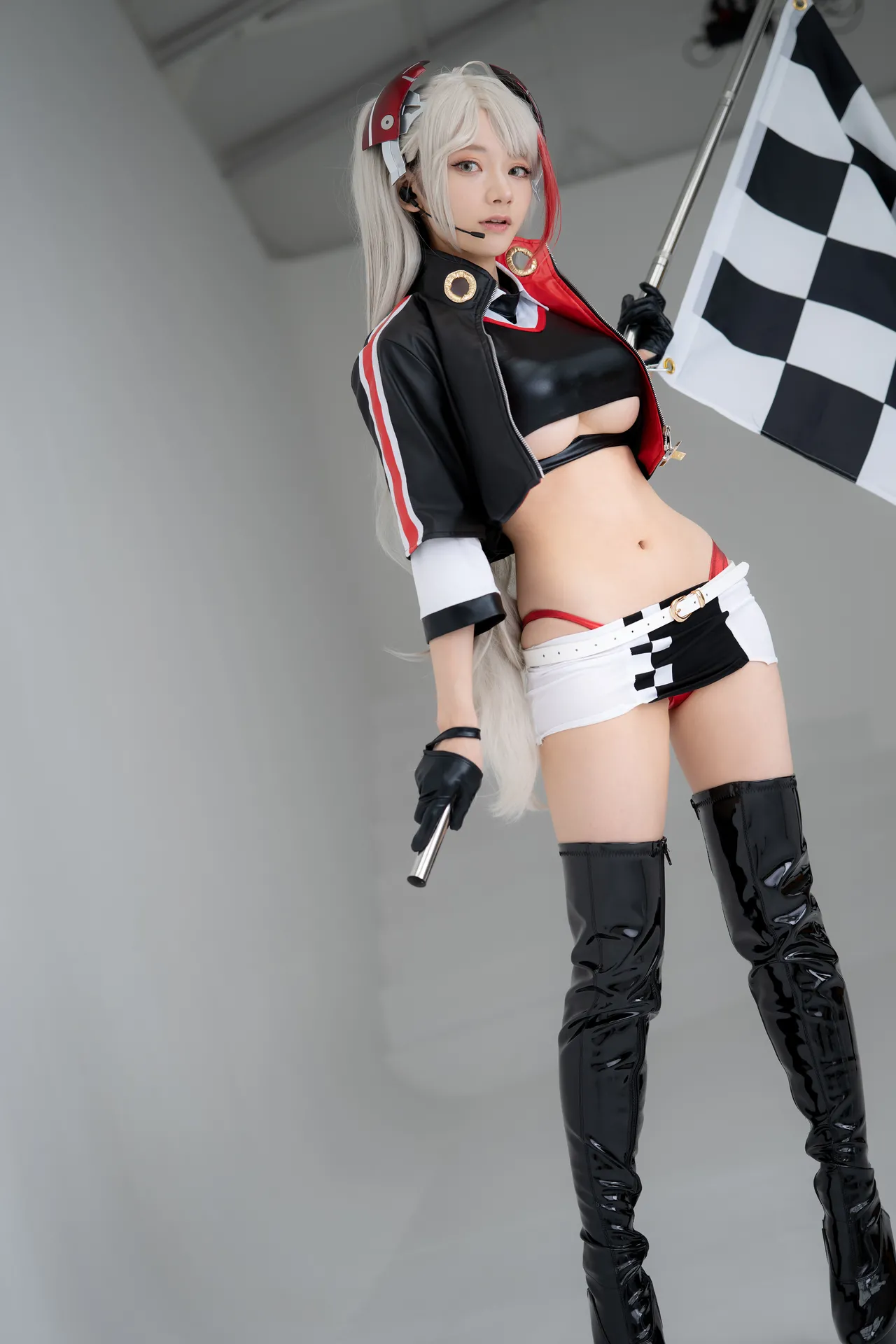 尊みを感じて桜井 Prinz Eugen-erohere6.webp